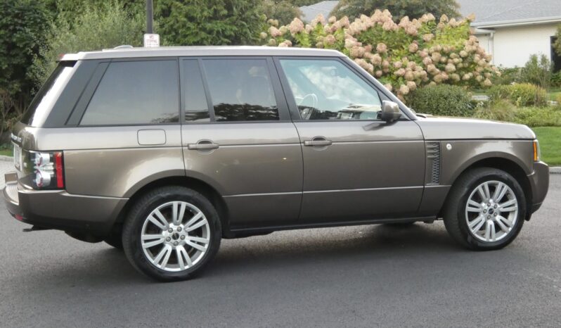 								2012 Land Rover Range Rover HSE Luxury full									