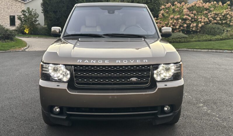 								2012 Land Rover Range Rover HSE Luxury full									