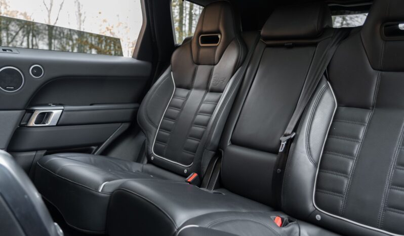 								2016 Land Rover Range Rover Sport SVR full									