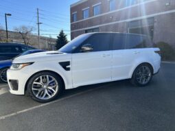 										2016 Land Rover Range Rover Sport SVR full									