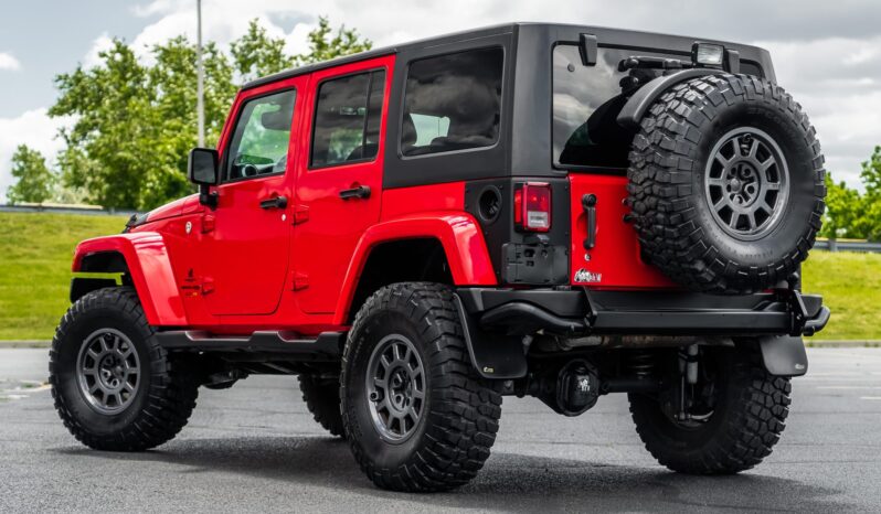 								2018 Jeep Wrangler Unlimited Sahara full									