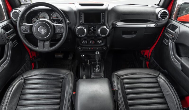 								2018 Jeep Wrangler Unlimited Sahara full									