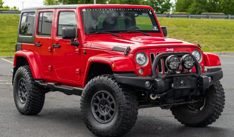 								2018 Jeep Wrangler Unlimited Sahara full									
