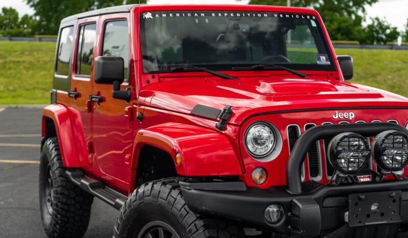 								2018 Jeep Wrangler Unlimited Sahara full									