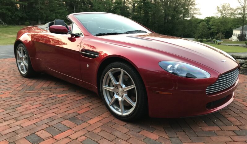 								2007 Aston Martin V8 Vantage Volante full									