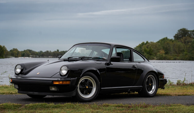 								1984 Porsche 911 Carrera Coupe full									