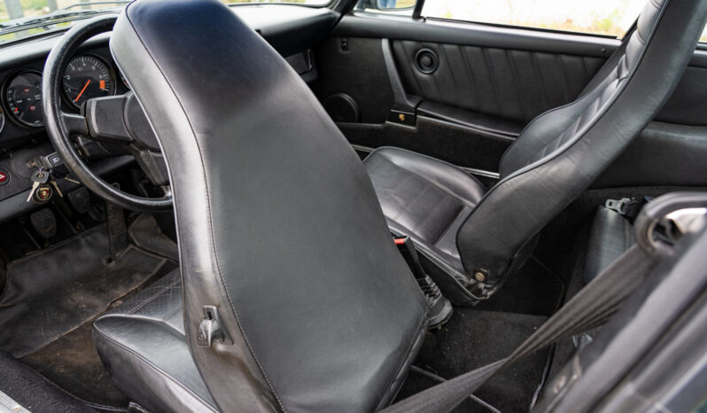 								1984 Porsche 911 Carrera Coupe full									