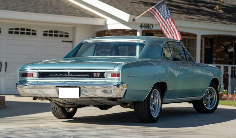 								1966 Chevrolet Chevelle SS 396 4-Speed full									