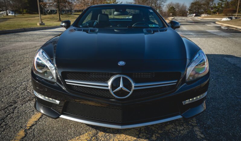 								2013 Mercedes-Benz SL63 AMG P30 Performance Package full									