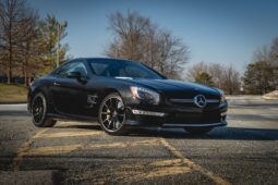 										2013 Mercedes-Benz SL63 AMG P30 Performance Package full									