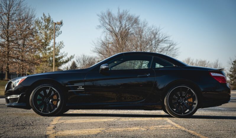 								2013 Mercedes-Benz SL63 AMG P30 Performance Package full									