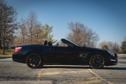 										2013 Mercedes-Benz SL63 AMG P30 Performance Package full									