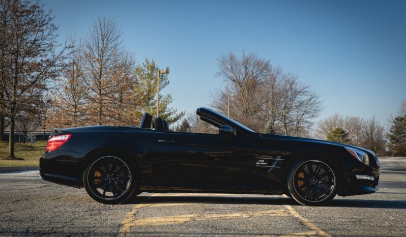 								2013 Mercedes-Benz SL63 AMG P30 Performance Package full									