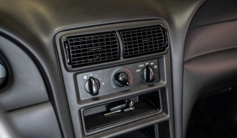 								2000 Ford Mustang SVT Cobra R full									