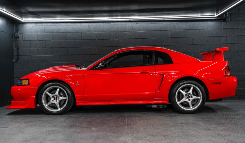 								2000 Ford Mustang SVT Cobra R full									