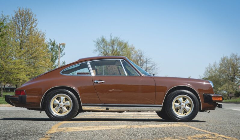 								1975 Porsche 911S Coupe full									