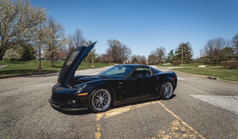 								2010 Chevrolet Corvette ZR1 3ZR full									