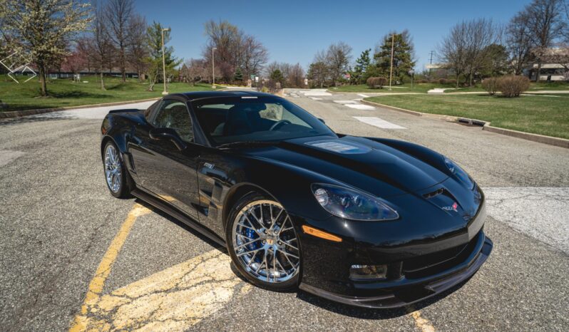 								2010 Chevrolet Corvette ZR1 3ZR full									