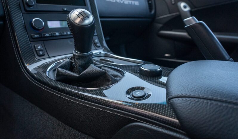 								2010 Chevrolet Corvette ZR1 3ZR full									