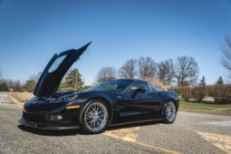 										2010 Chevrolet Corvette ZR1 3ZR full									