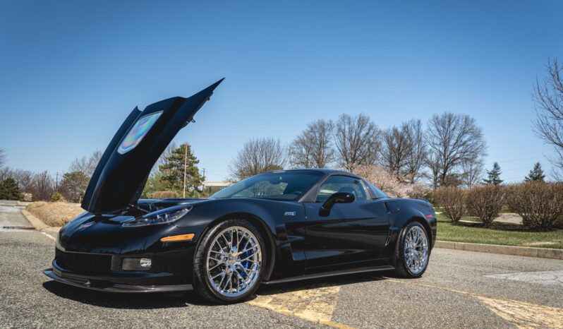 								2010 Chevrolet Corvette ZR1 3ZR full									
