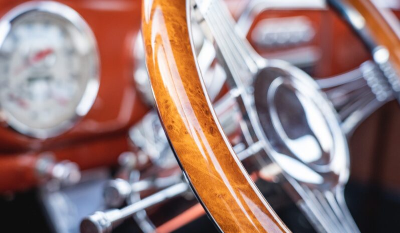 								1952 Ford F-1 Pickup full									