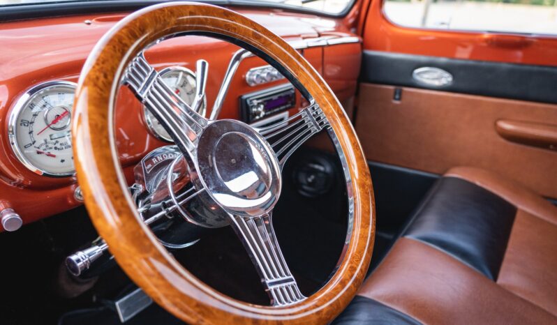 								1952 Ford F-1 Pickup full									