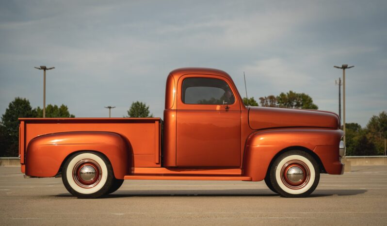 								1952 Ford F-1 Pickup full									