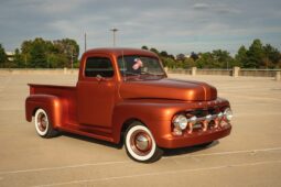 										1952 Ford F-1 Pickup full									