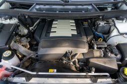 										2008 Land Rover Range Rover HSE full									