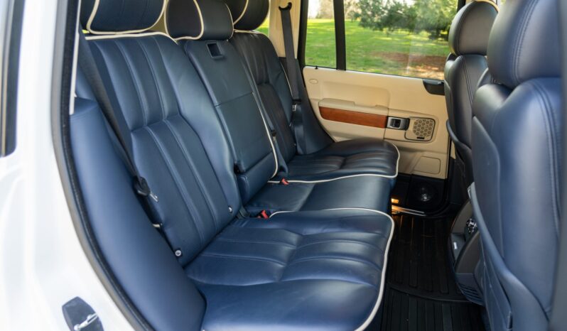 								2008 Land Rover Range Rover HSE full									