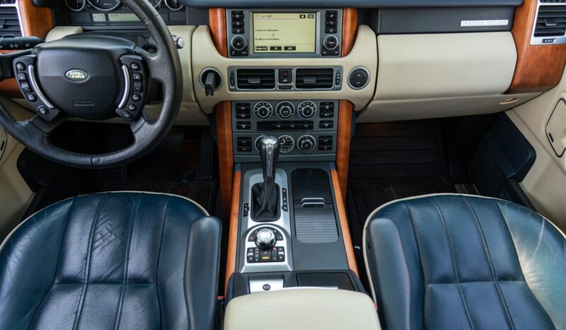 								2008 Land Rover Range Rover HSE full									