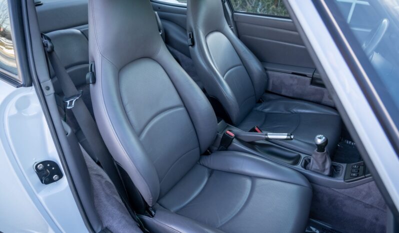 								1997 Porsche 911 Carrera 4S Coupe full									