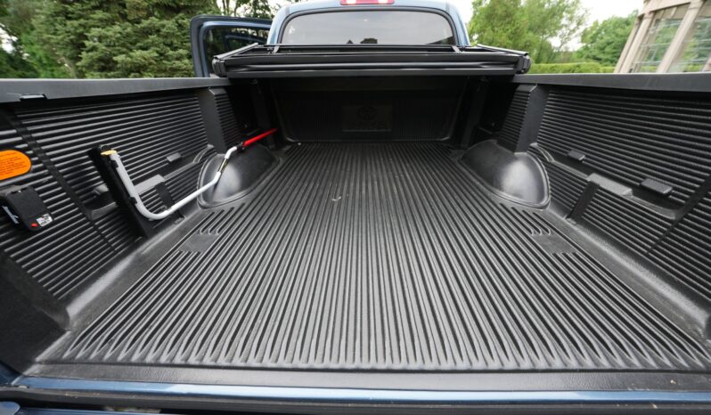 								2006 Toyota Tundra Double Cab SR5 TRD 4×4 V8 full									