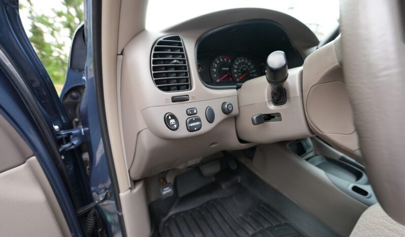 								2006 Toyota Tundra Double Cab SR5 TRD 4×4 V8 full									