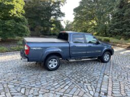 										2006 Toyota Tundra Double Cab SR5 TRD 4×4 V8 full									