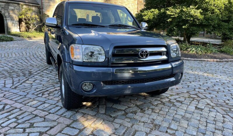 								2006 Toyota Tundra Double Cab SR5 TRD 4×4 V8 full									