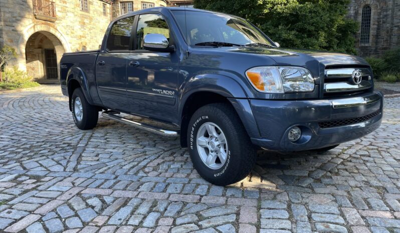 								2006 Toyota Tundra Double Cab SR5 TRD 4×4 V8 full									