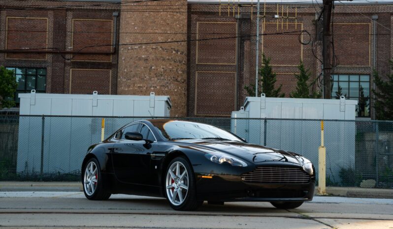								2006 Aston Martin V8 Vantage 6-Speed full									