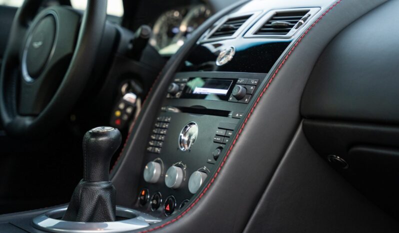 								2006 Aston Martin V8 Vantage 6-Speed full									