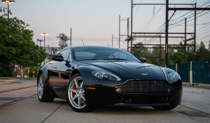 								2006 Aston Martin V8 Vantage 6-Speed full									