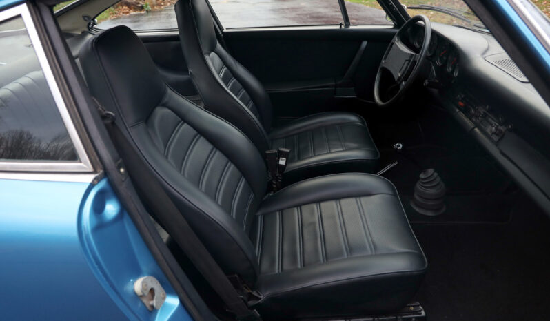 								1974 Porsche 911 Coupe full									