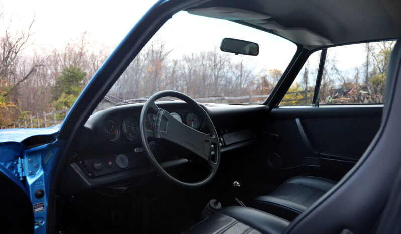 								1974 Porsche 911 Coupe full									