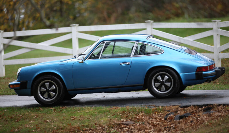 								1974 Porsche 911 Coupe full									