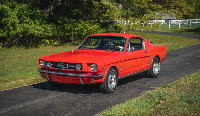 								1965 Ford Mustang Fastback 4-Speed full									