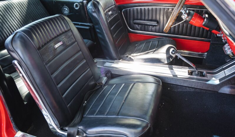 								1965 Ford Mustang Fastback 4-Speed full									