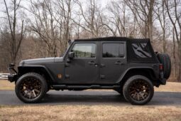 										2014 Jeep Wrangler Unlimited Sahara full									
