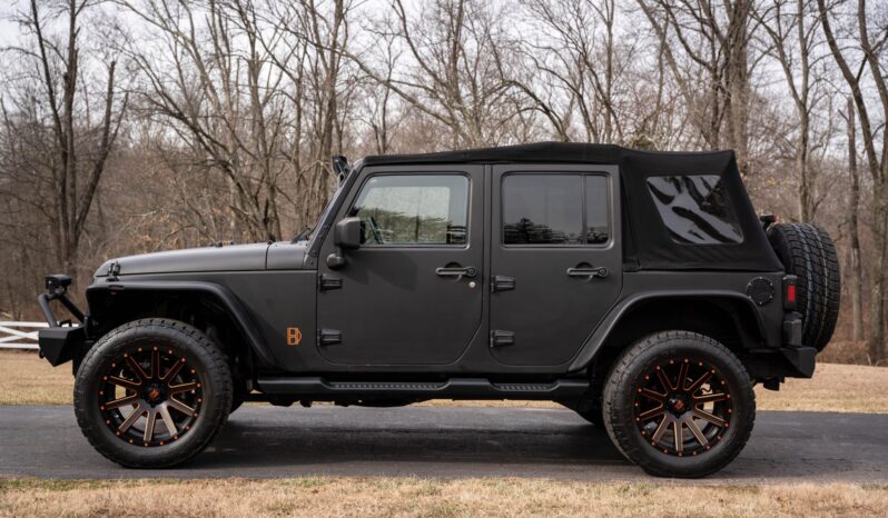 								2014 Jeep Wrangler Unlimited Sahara full									
