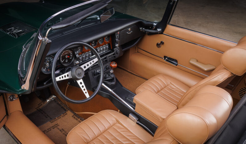 								1974 Jaguar E-Type Series III Roadster V12 4-Speed full									