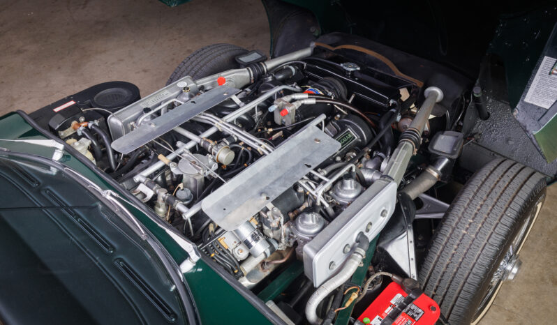 								1974 Jaguar E-Type Series III Roadster V12 4-Speed full									